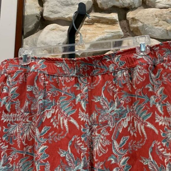 Loft women’s botanical print pants - Picture 4 of 9